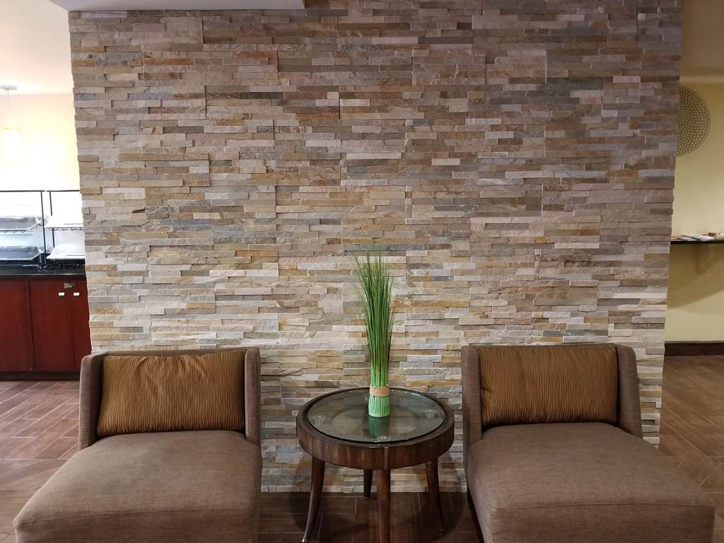 Red Roof Inn Raleigh North-Crabtree Mall-Lenovo Center Interior photo