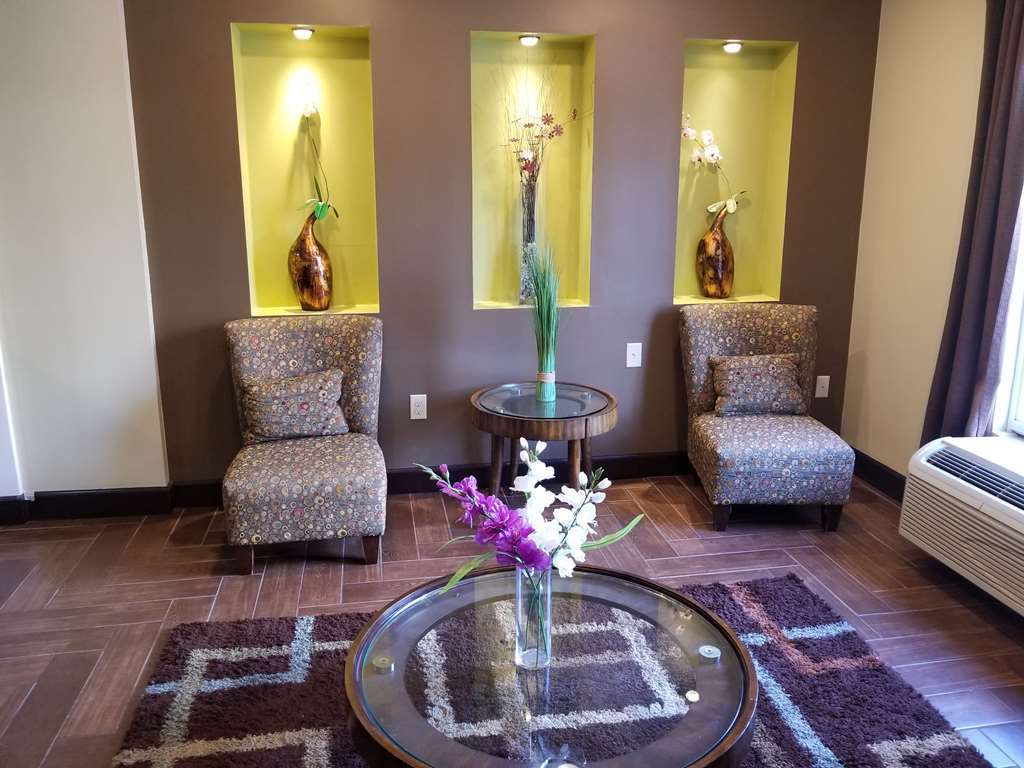 Red Roof Inn Raleigh North-Crabtree Mall-Lenovo Center Interior photo