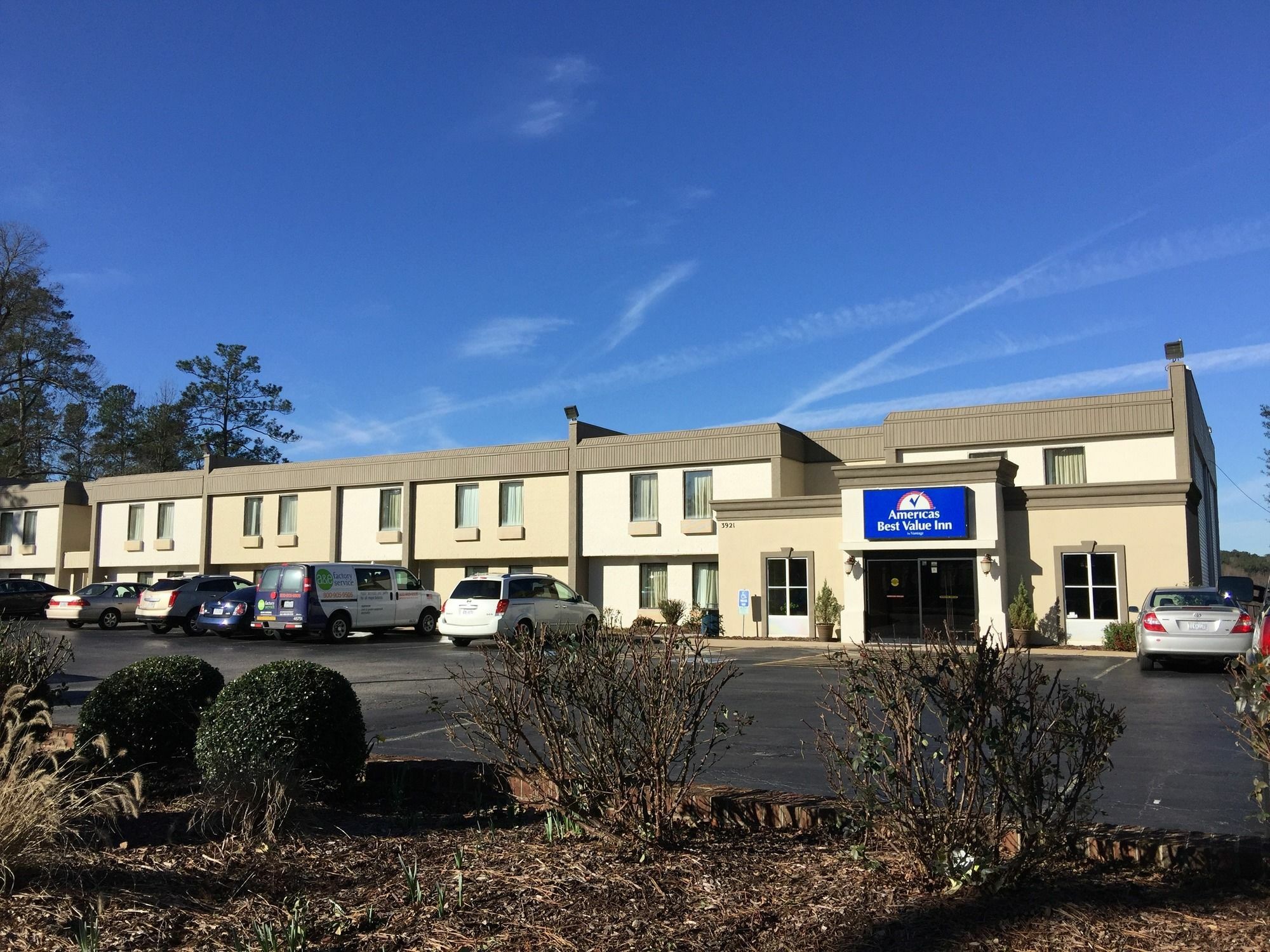 Red Roof Inn Raleigh North-Crabtree Mall-Lenovo Center Exterior photo